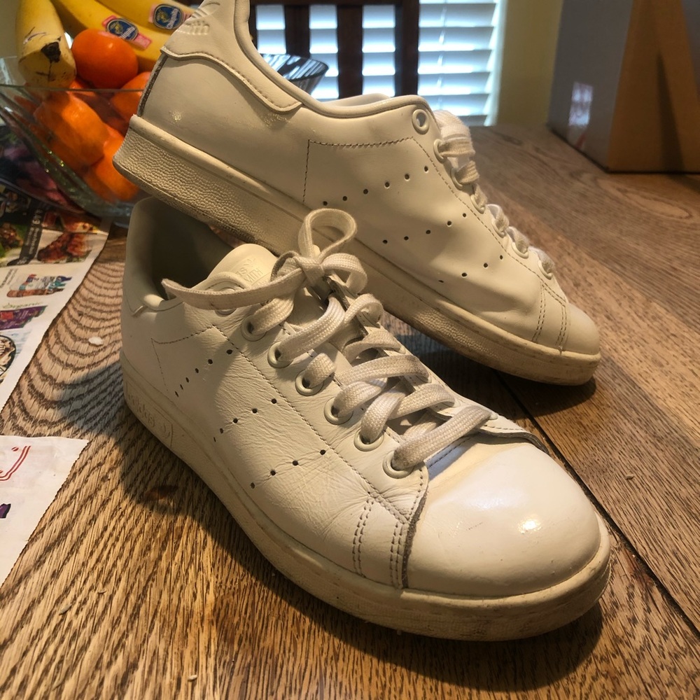 All white stan smiths - Picture 2 of 6